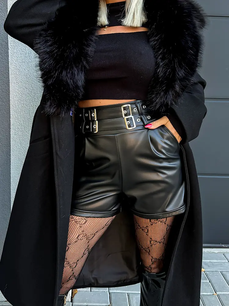 Műbőr sort ezüst díszítéssel ESMA - next