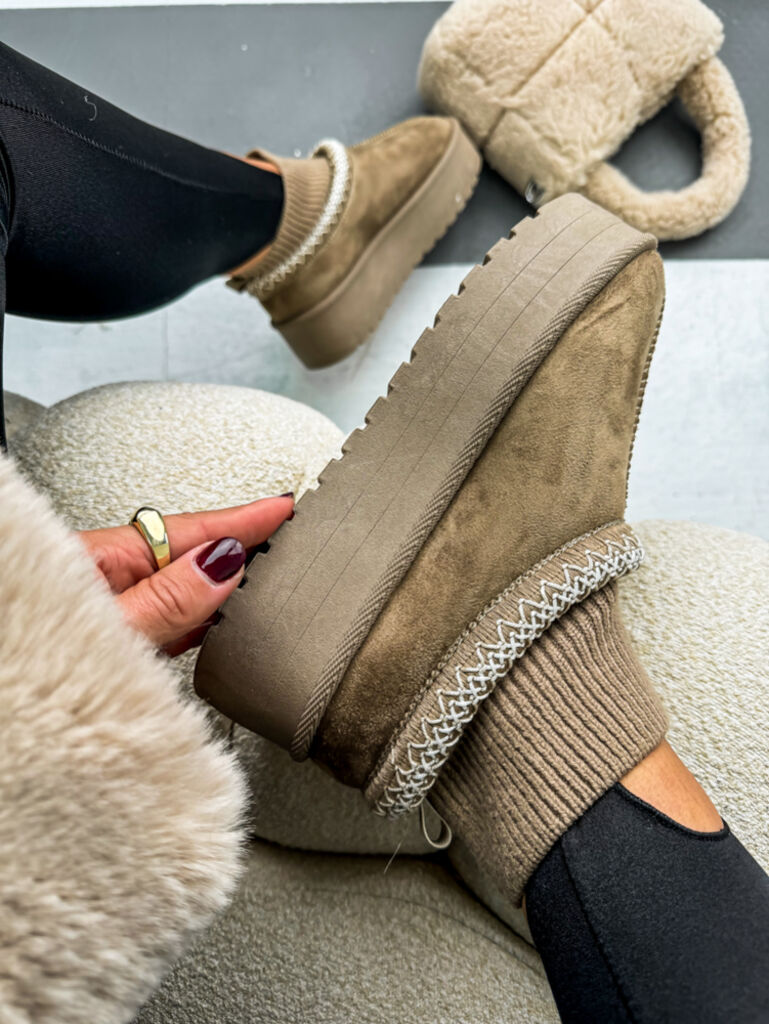 Meleg velúr cipő MERIDA - next