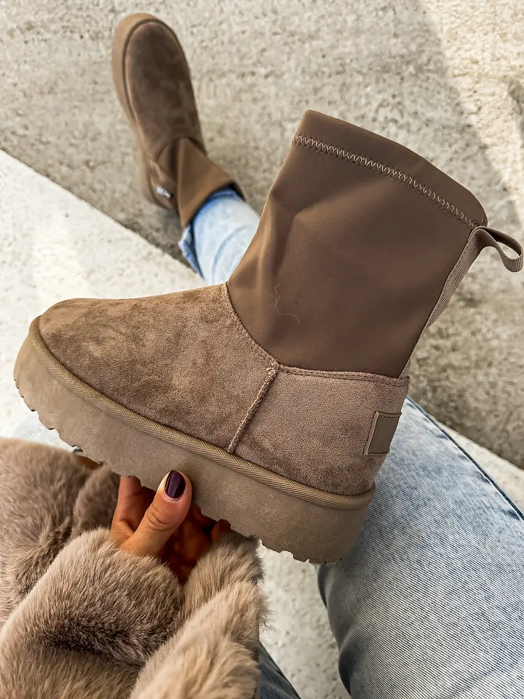 Velúr bokacsizma DORETTA