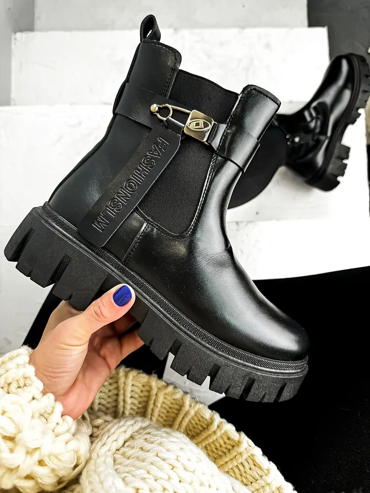 Fekete bokacsizma PALMERA