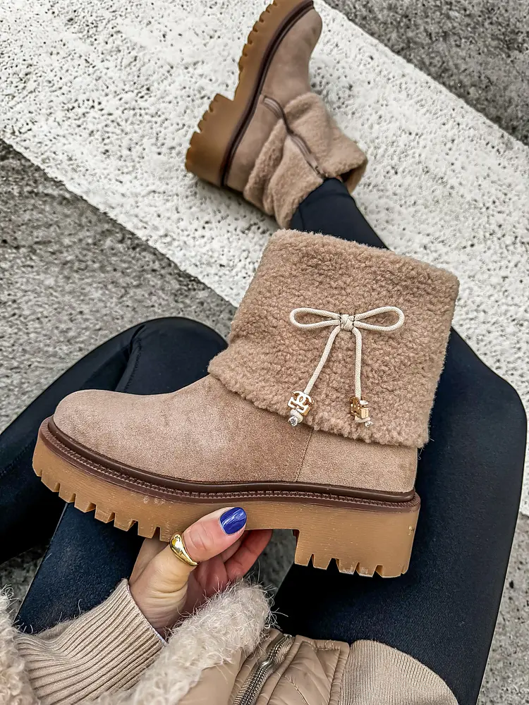 Elegáns bokacsizma HANIA