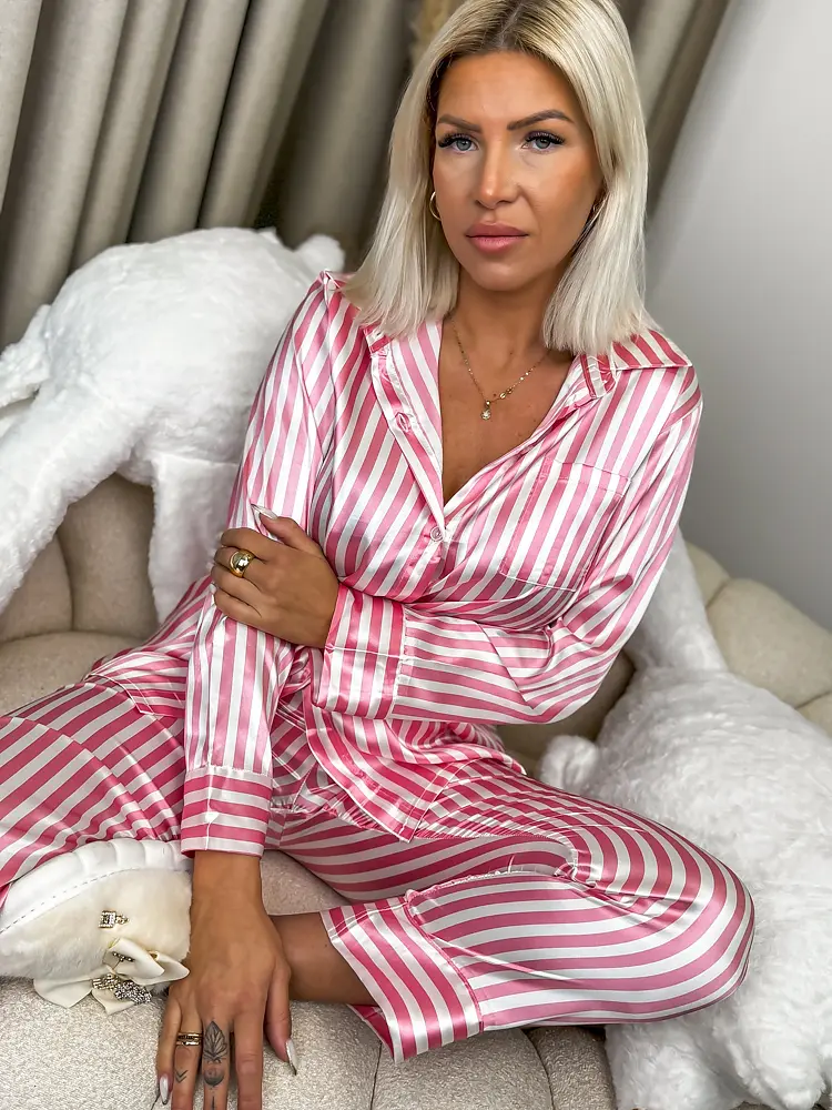 Csíkos szatén pizsama LENTYS