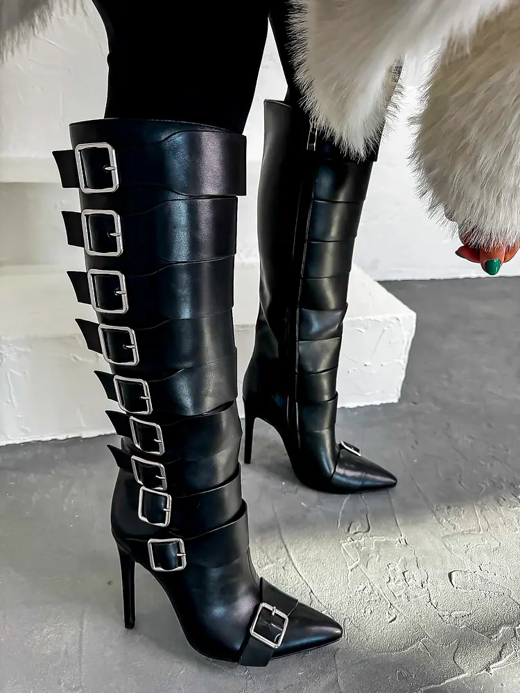 Fekete női csizma KAETY