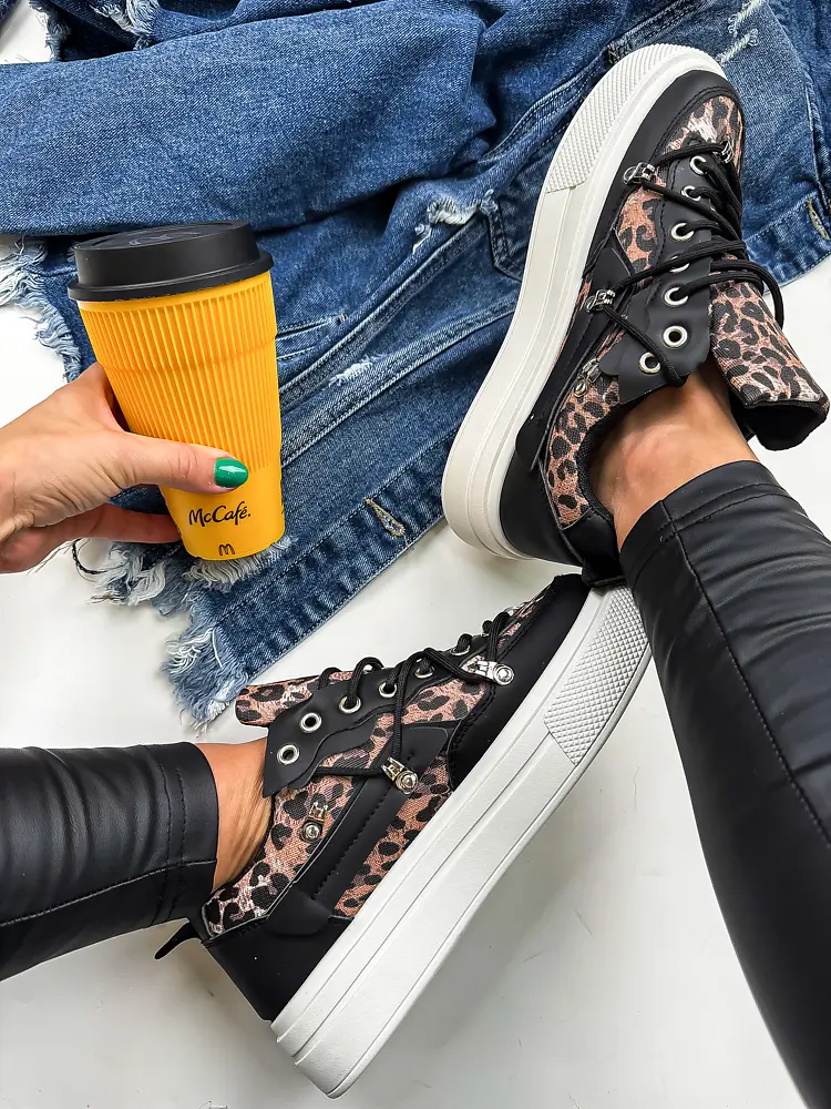 Leopárdmintás női sportcipő LEYNA