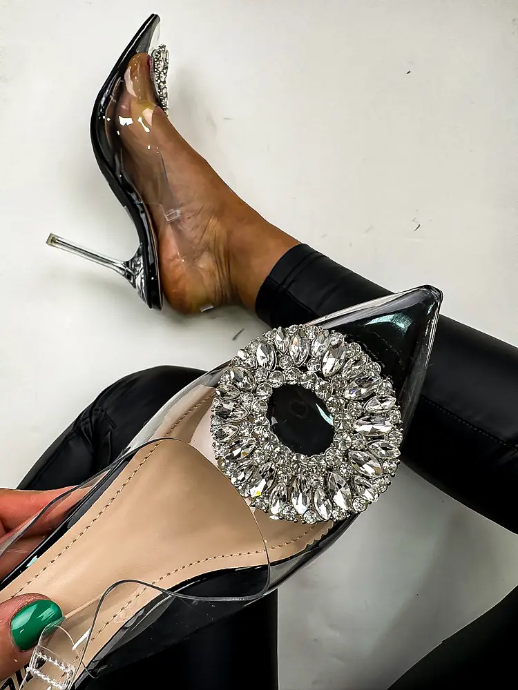 Kövekkel díszített áttetsző szandál NAGOYA