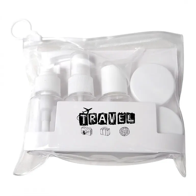 Kozmetikai tárolók készlete utazáshoz- áttetsző
