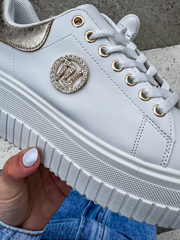 Platformos sportcipő arany színű díszekkel AGATHA - next