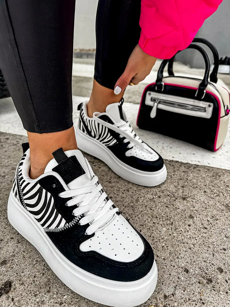 Zebramintás platformos sportcipő KADIRA