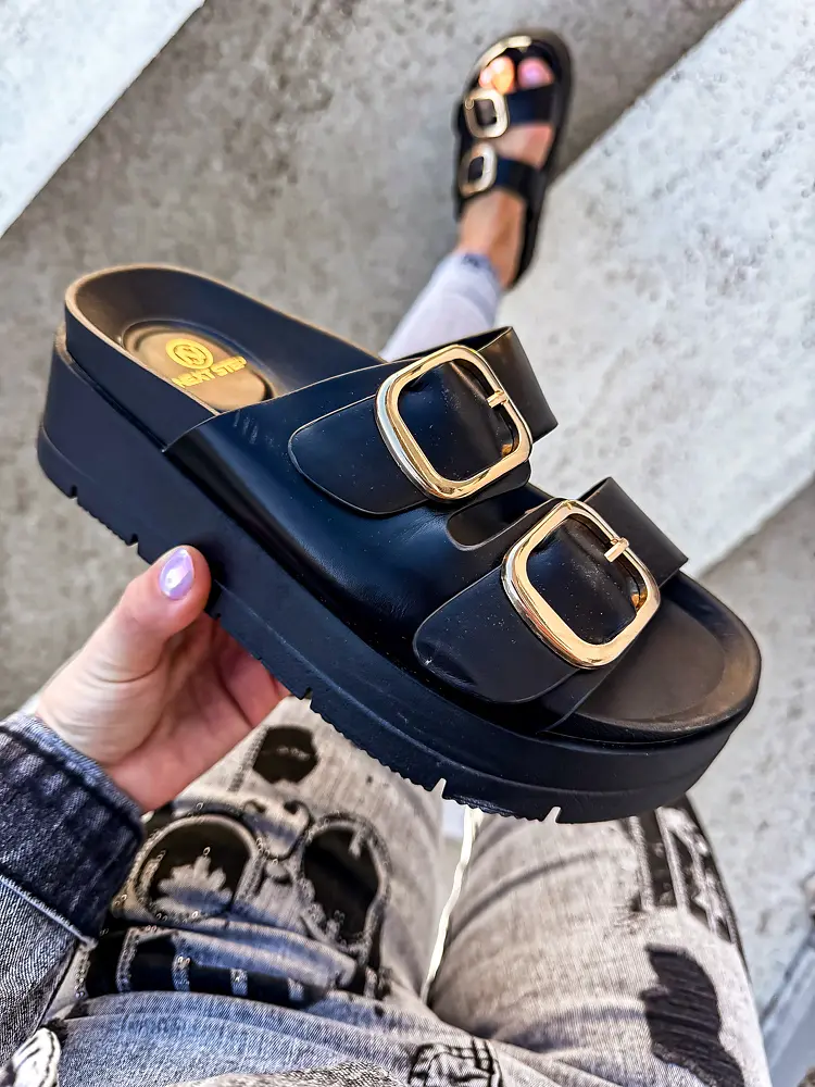 Fekete platformos női papucs ALBINA