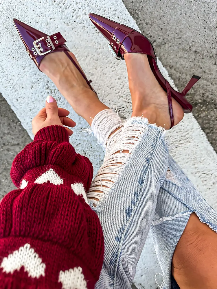 Szandál ezüst színű díszekkel ATTINA - next