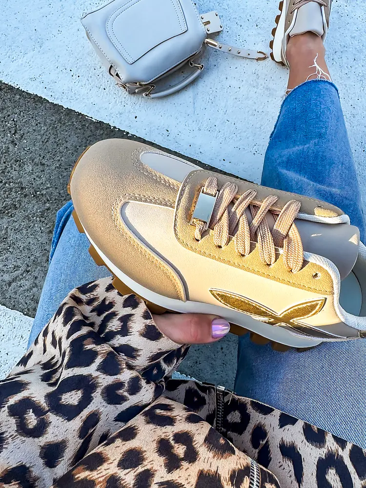 Női sportcipő arany színű dísszel JILIAN - next