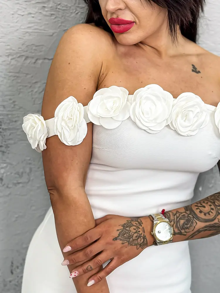 Elegáns női ruha rózsákkal PARISA