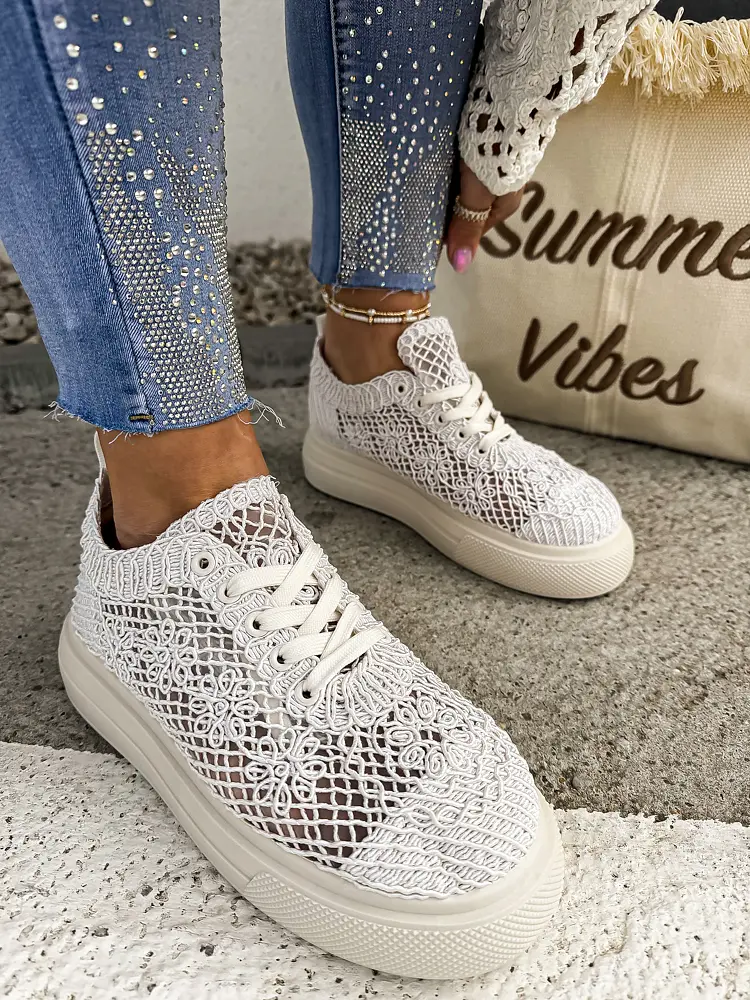 Bézs hímzett hálós sportcipő NOLIMA