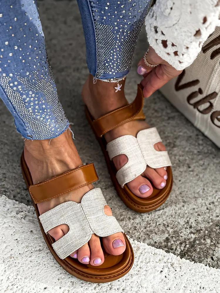 Bézs női papucs NEPTUNE