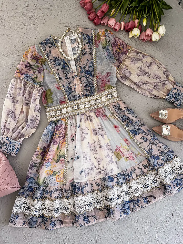 Virágmintás siffon ruha hímzett díszítéssel MERIEM - next