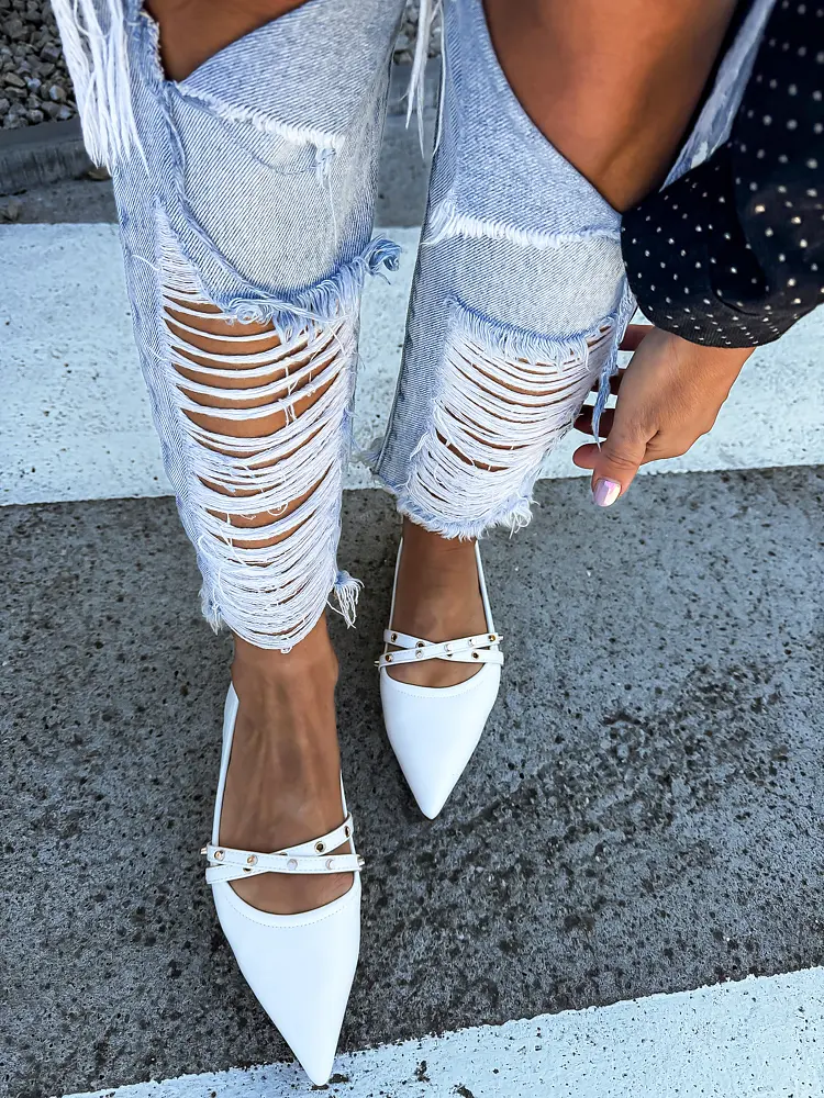 Arany nittekkel díszített balerína cipő VIOLA - next