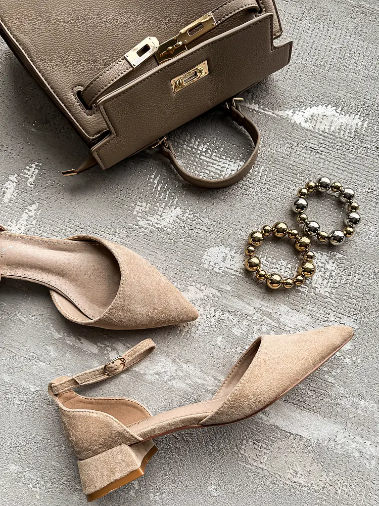 Bézs szandál MILUNA