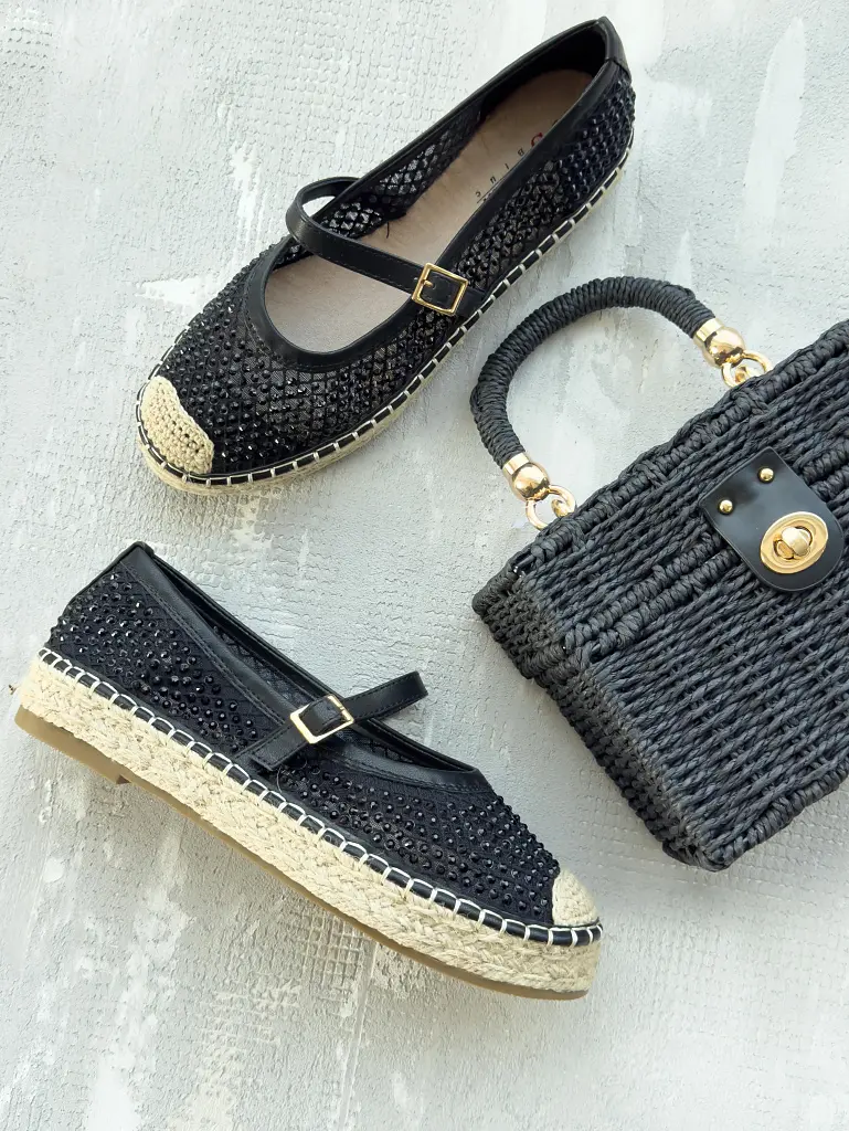 Kövekkel díszített espadrille szandál SERYL - next