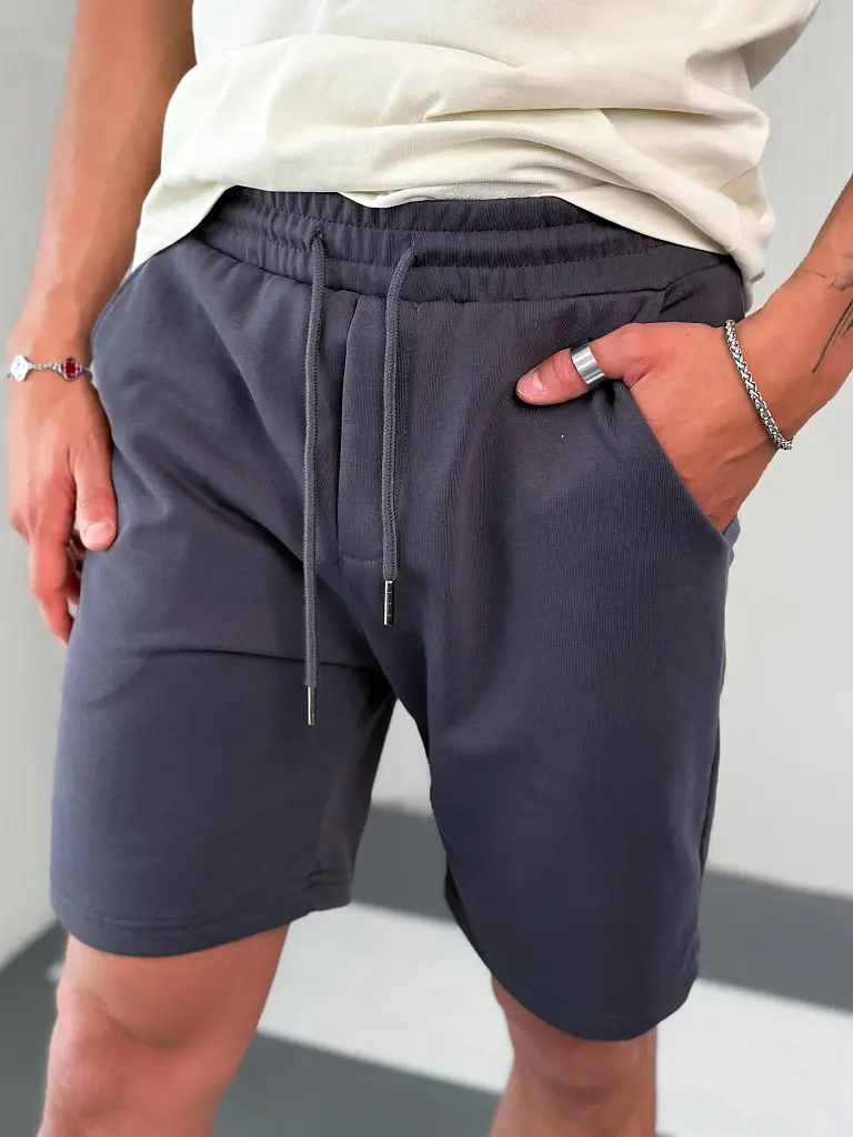 Gumis derekú rövid melegítőnadrág