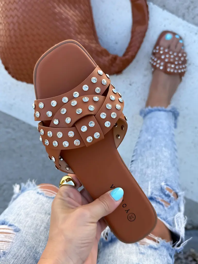 Ezüst kövekkel díszített női papucs LAMIA