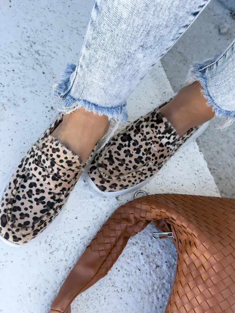 Leopárdmintás női cipő MEDILA - next