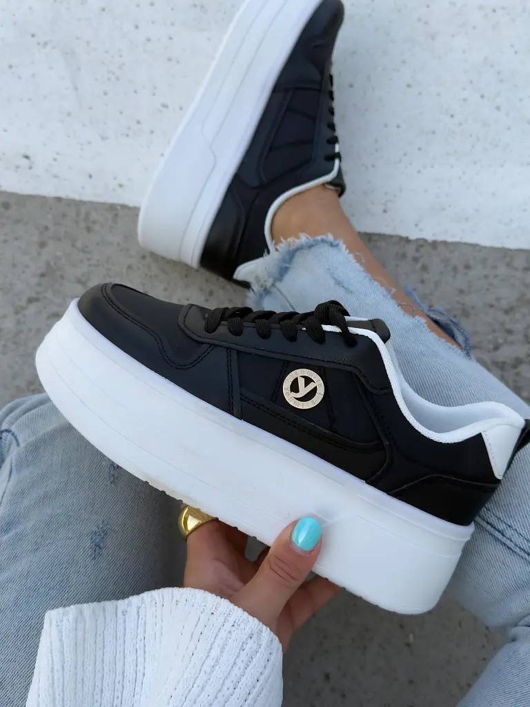 Platformos női sportcipő DARINA