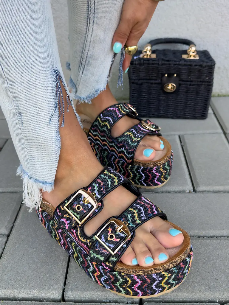 Platformos mintás papucs DATOLA