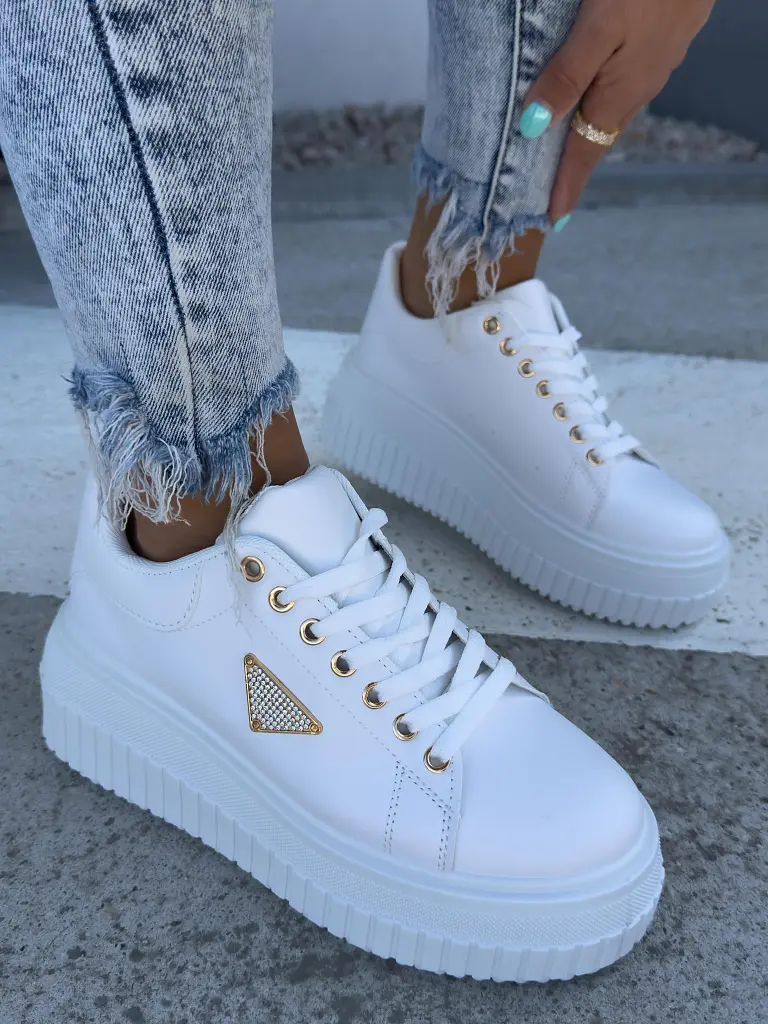 Platformos sportcipő arany színű díszekkel MORISHA