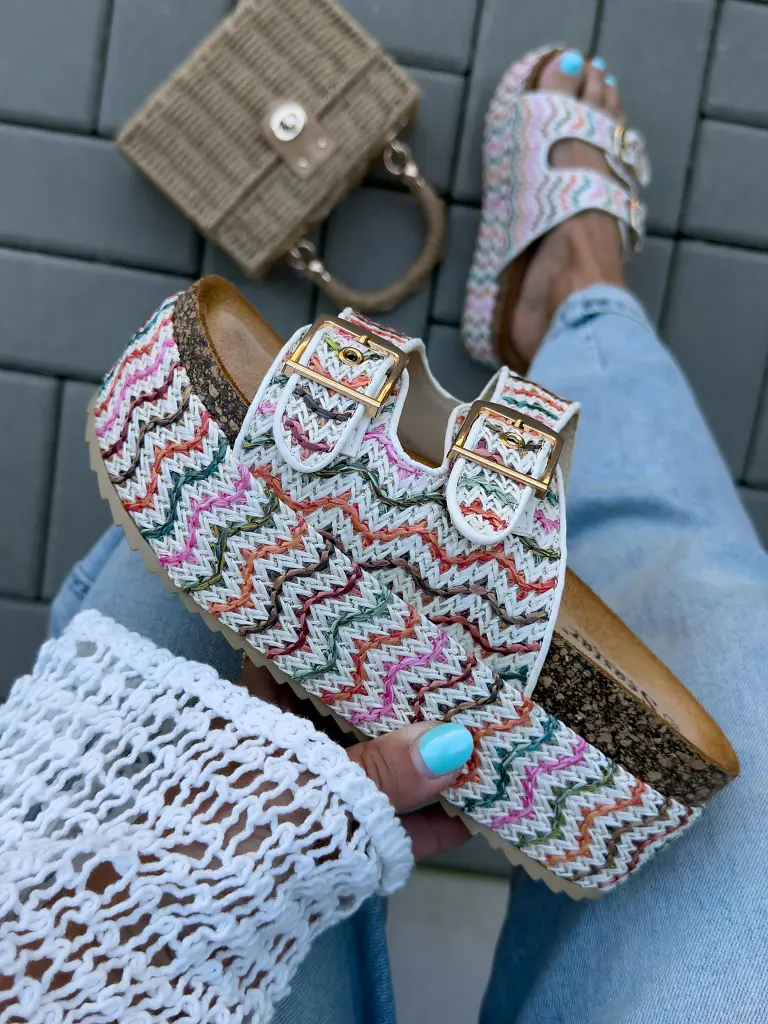 Platformos mintás papucs DATOLA