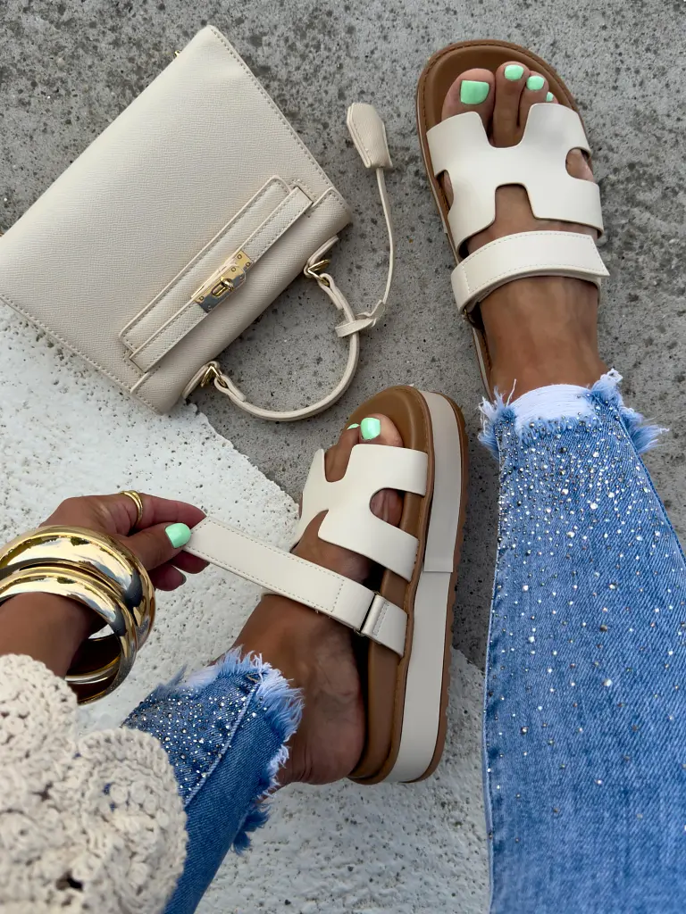 Bézs női papucs JOURNEY