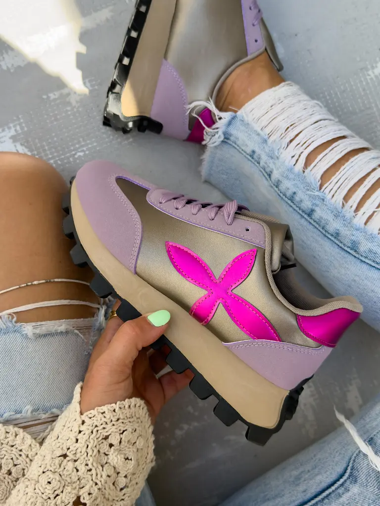 Női sportcipő arany színű dísszel JILIAN