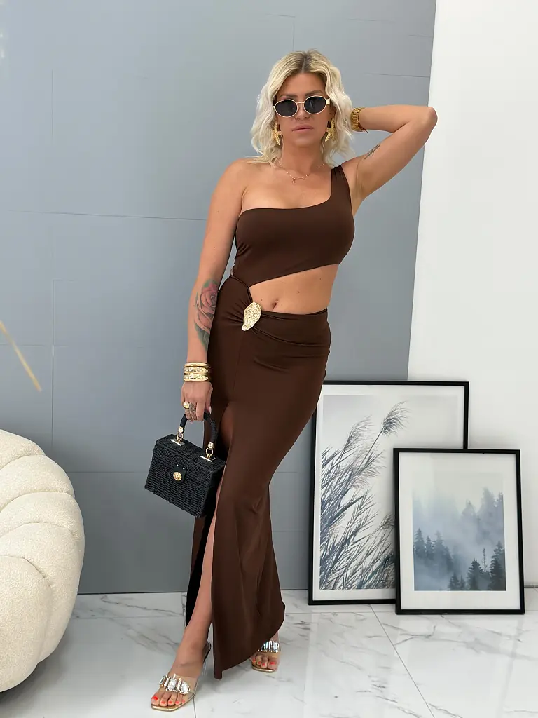 Felsliccelt hosszú ruha KESIA