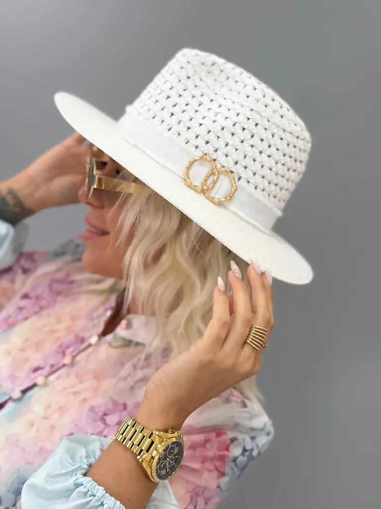 Női nyári kalap arany dísszel - next