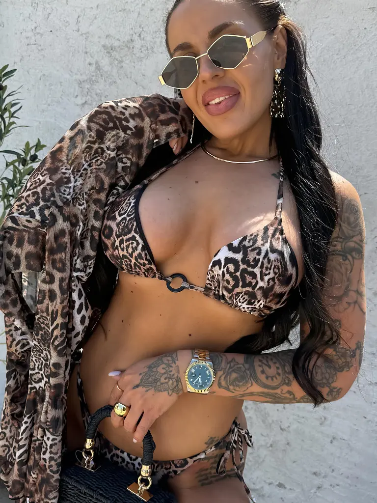 Leopárdmintás bikini strandtunikával SUNNY