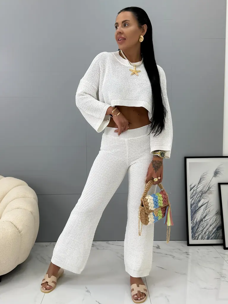 Elegáns kötött szett SVAYA