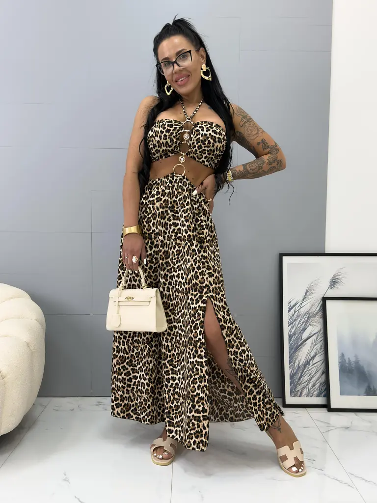 Felsliccelt hosszú cut-out ruha VICTORIA