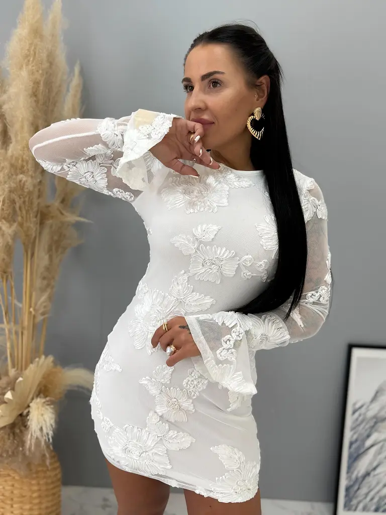 Prémium fehér ruha 3D virágokkal FREDERIKA