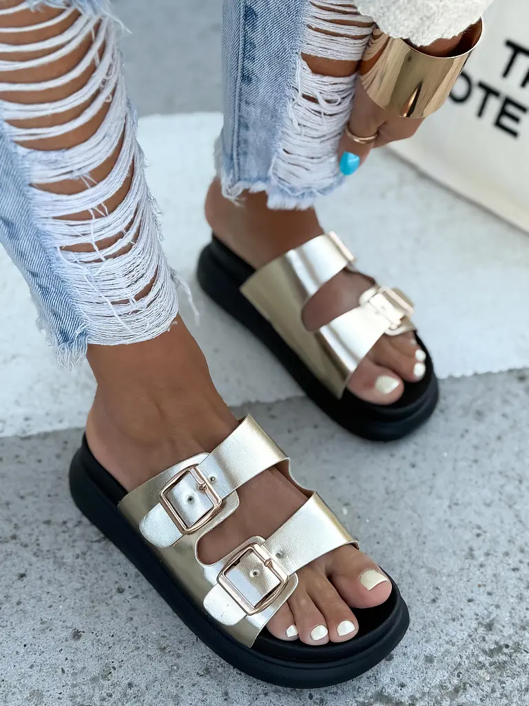 Platformos női papucs REBECCA - next