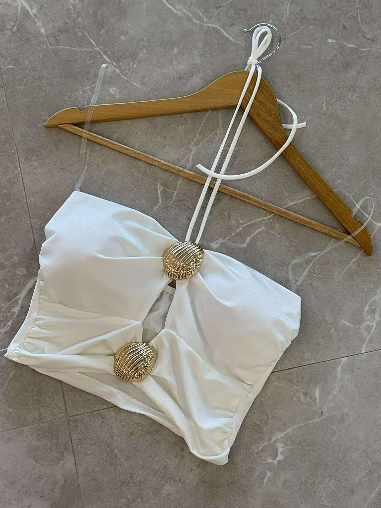 Nyakbakötős crop top melltöméssel CAMILA