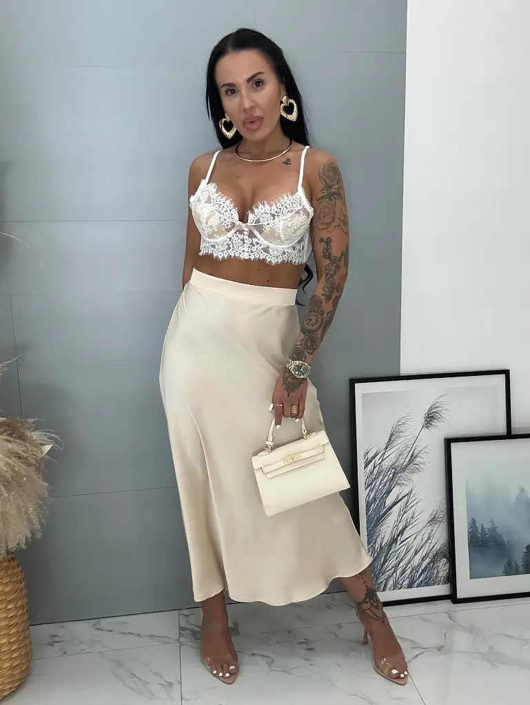 Gumis derekú hosszú szatén szoknya ALEXIA - next