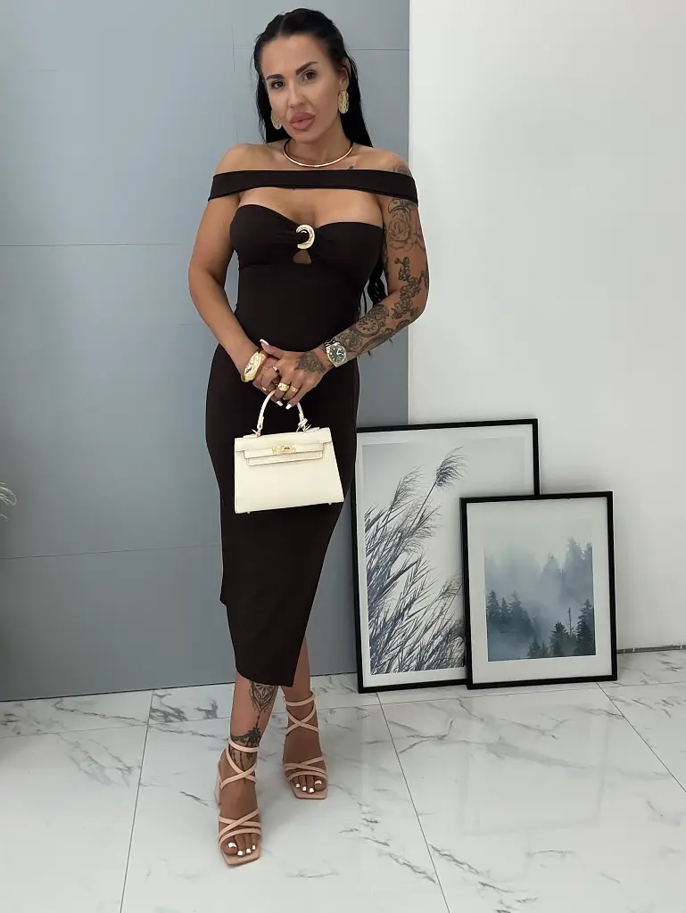 Felsliccelt midi ruha HOLLIE