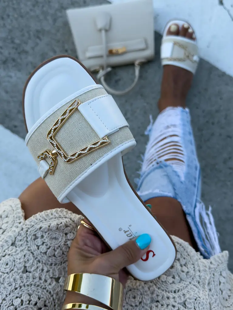 Női papucs arany színű dísszel RUBIN - next