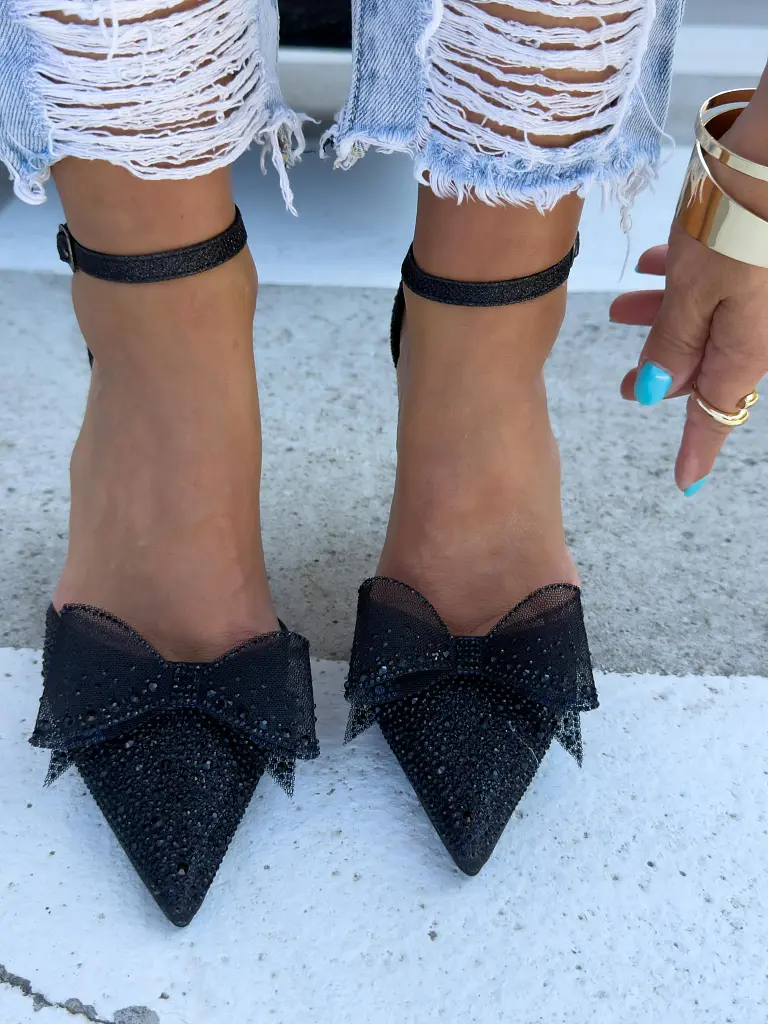 Kövecskékkel díszített masnis magassarkú LIBERTY - next