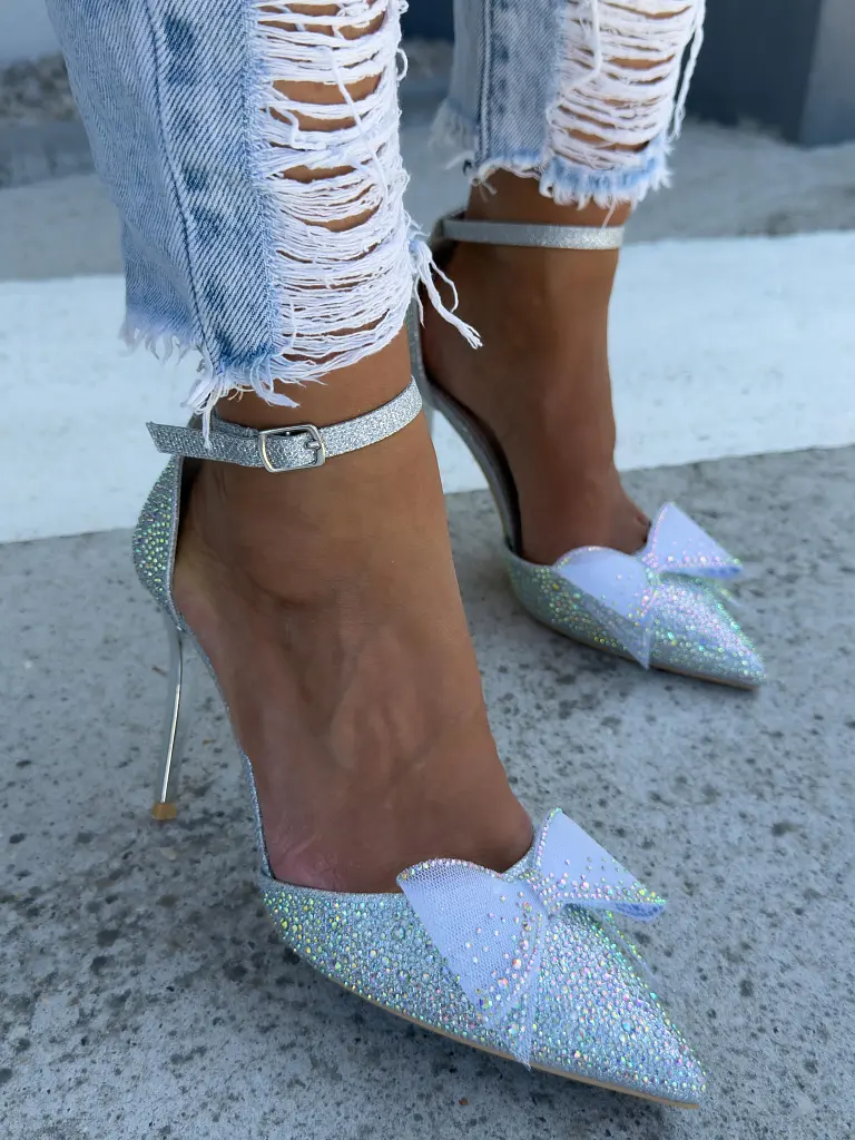 Kövecskékkel díszített masnis magassarkú LIBERTY - next