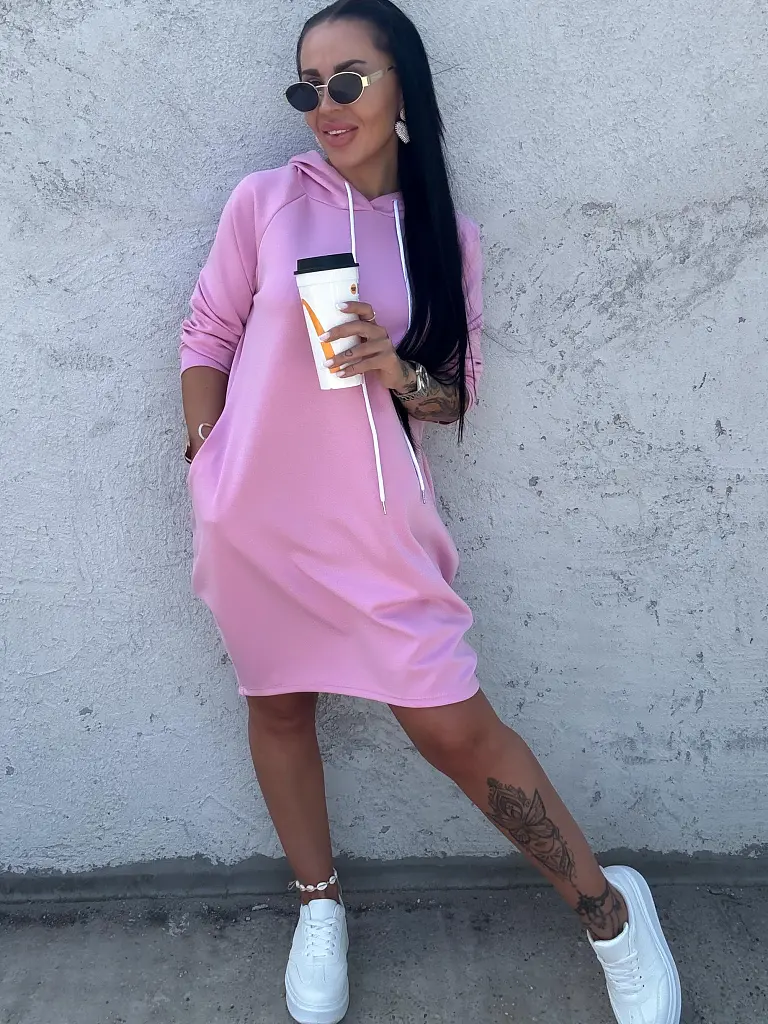 Rózsaszín kapucnis ruha IZABELLA