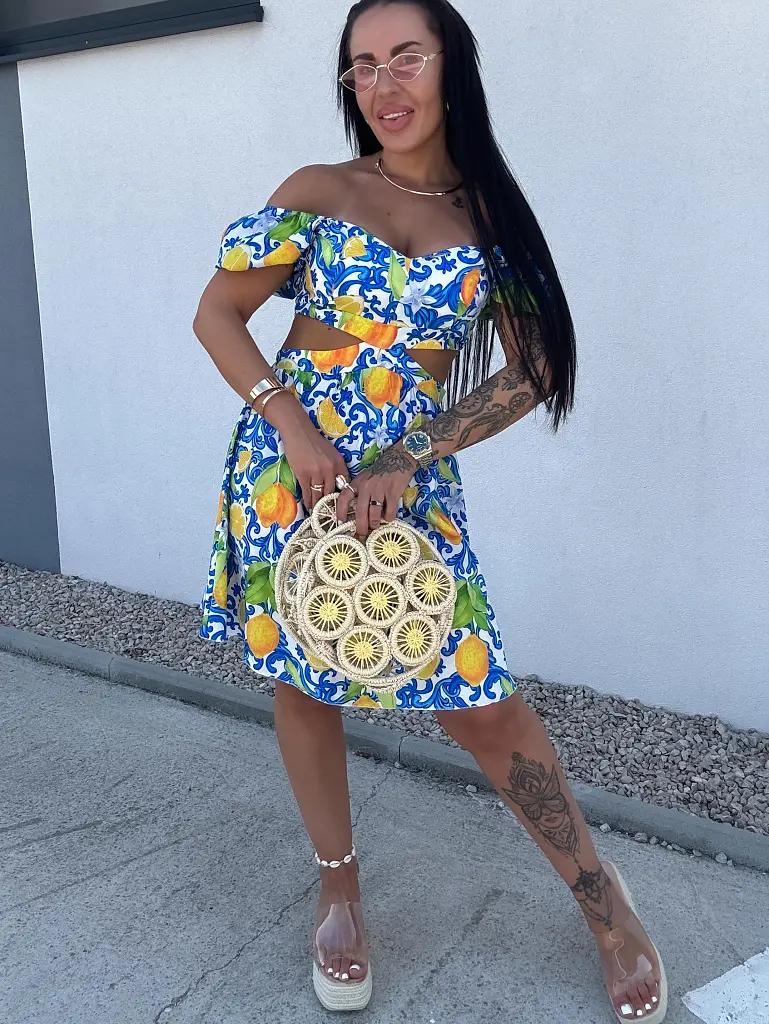 Mintás cut-out ruha melltöméssel GWENDOLIN