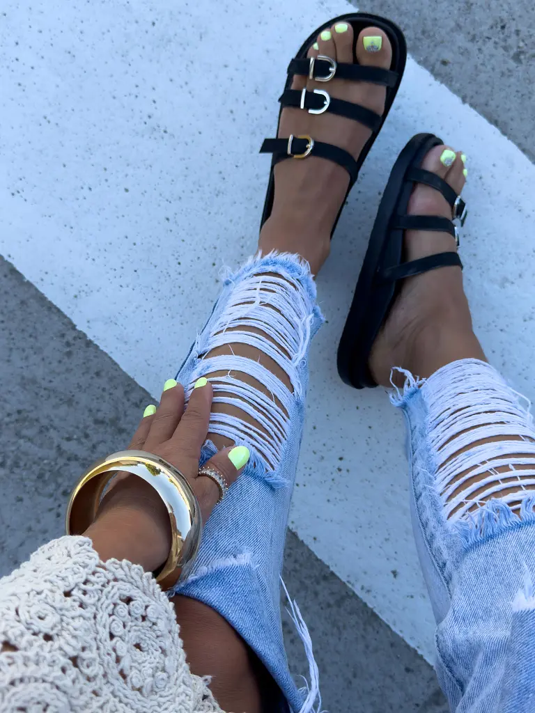 Fekete női papucs MALUBA - next