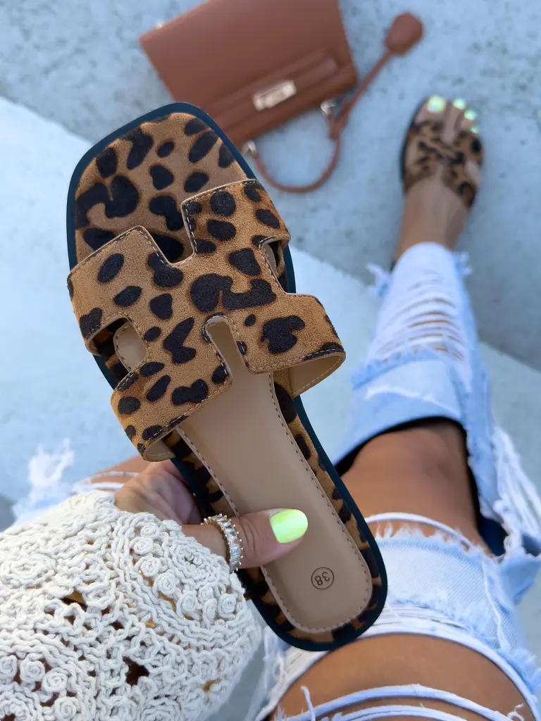 Leopárdmintás női papucs MEREDITH - next