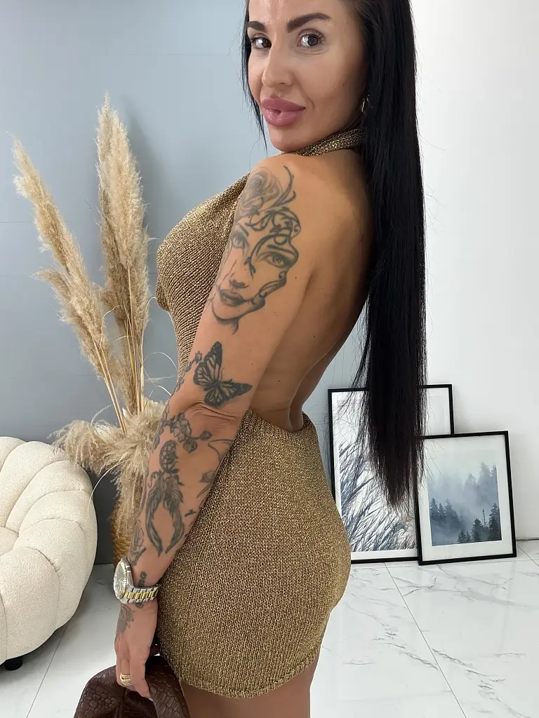 Kötött nyakbakötős bronz ruha LUISE - next