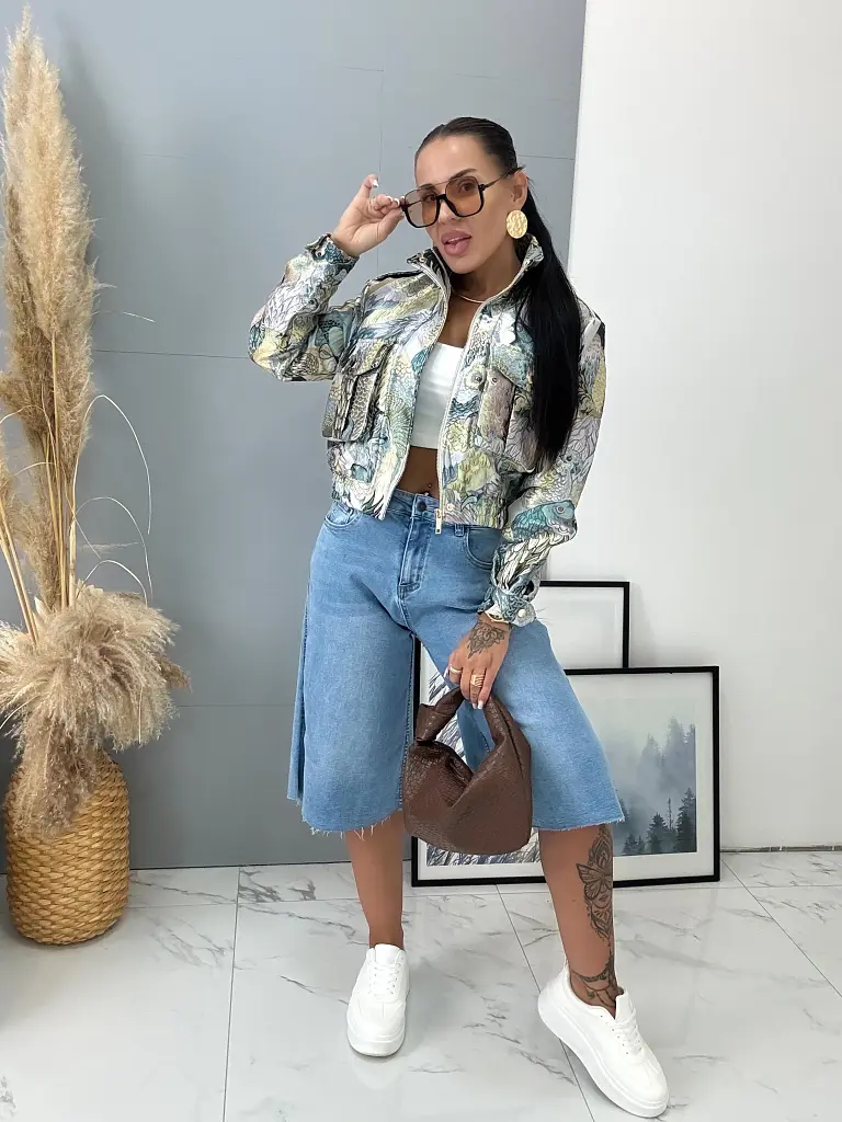 Elasztikus 3/4-es hosszúságú női farmer 